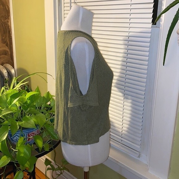 H & M Devided Army Green Ribbed Top with Cutout Sleeves Top Size Small - Picture 3 of 7